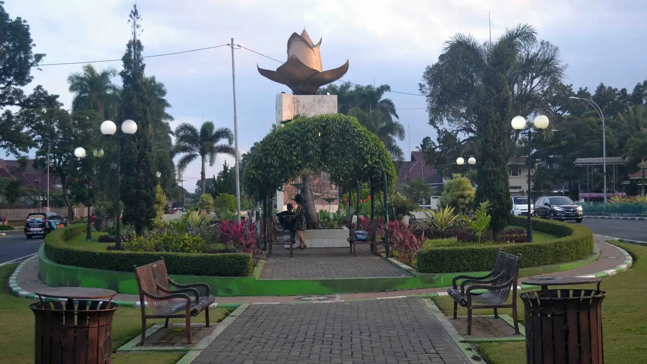 Mengembalikan Sisi Romantis Kawasan Ijen Boulevard Malang