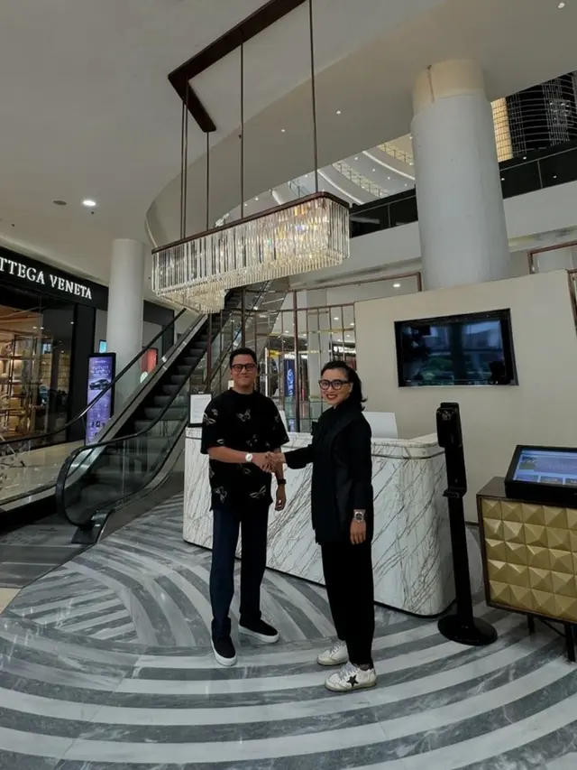 Rumah di Dalam Mall