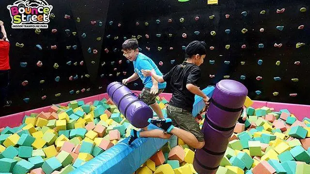 Bounce Street Asia Trampoline Park - Liburan Aktif Sambil Membakar Kalori