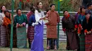 Ekspresi Kate Middleton usai melempar panah dalam permainan tradisional Khuru di Changlimithang Archery Ground Thimphu , Bhutan , 14 April 2016. (REUTERS / Cathal McNaughton)