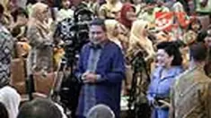 Presiden SBY dan Ibu Negara Ani Yudhoyono menghadiri peringatan Hari Anak Indonesia sekaligus mencanangkan gerakan Indonesia Sayang Anak. Turut mendampingi sejumlah menteri, termasuk Menteri Pemberdayaan Perempuan dan Perlindungan Anak Linda Amelia Gumela