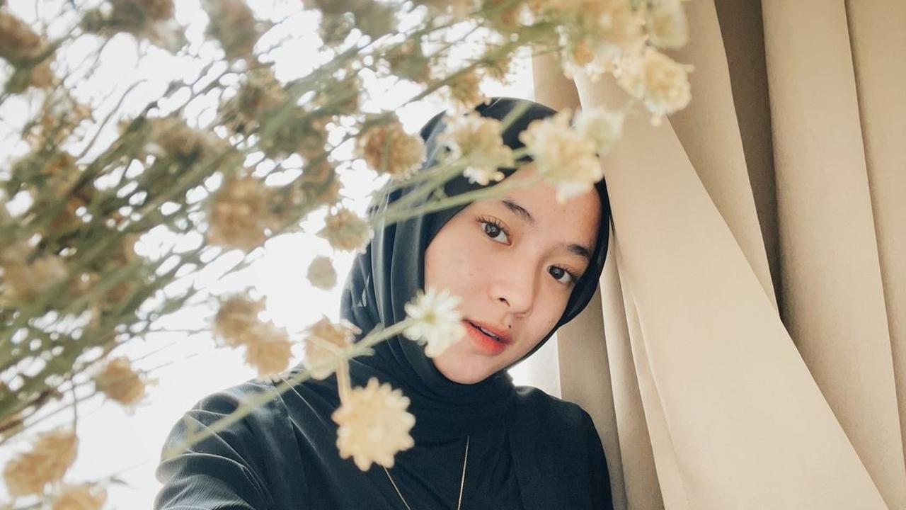 Lama Tak Muncul, Ini 7 Potret Terbaru Nissa Sabyan yang Jadi Sorotan