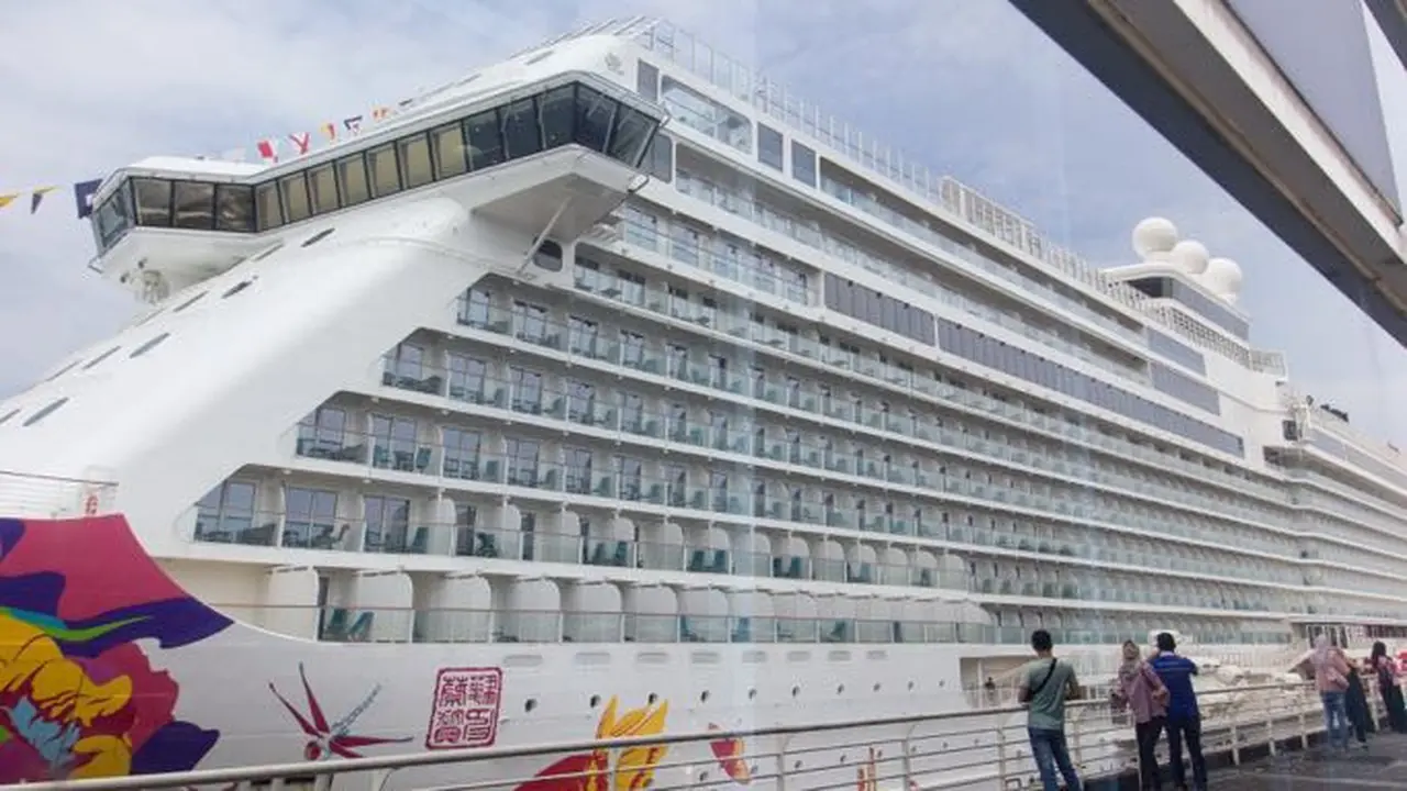 kapal pesiar Genting Dream Cruise