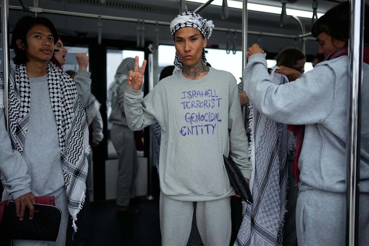 FOTO: Aktivis Global Sumud Tiba di Istanbul Setelah Ditahan srael