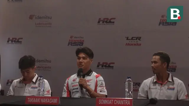 Takaaki Nakagami dalam konferensi pers di Jakarta