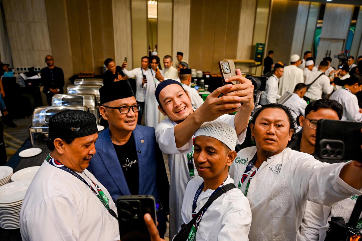 105 Mitra Pengemudi Berangkat Umrah