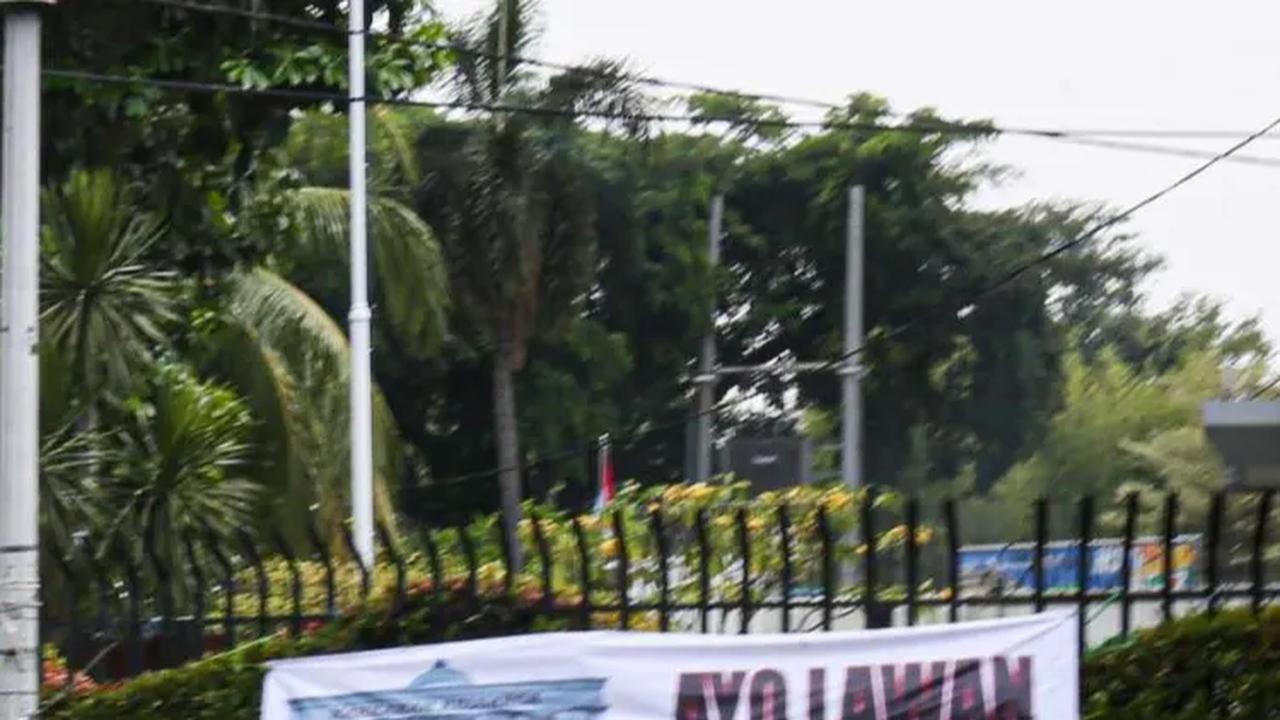 Seperti diketahui, Mahkamah Konstitusiakan akan membacakan putusan gugatan batas usia Capres-Cawapres pada hari Senin 16 Oktober 2023.