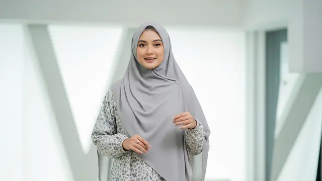 Model Gamis Batik untuk Seragam Pengajian