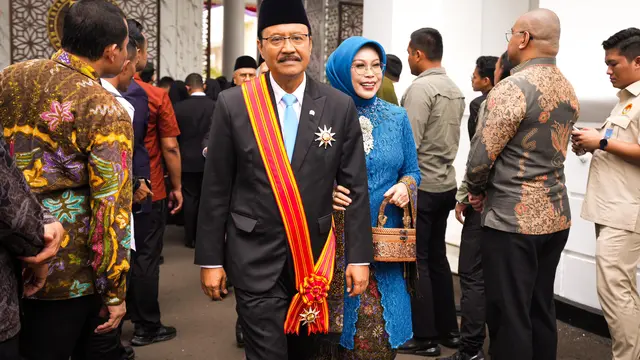 Mensos Saifullah Yusuf Raih Penghargaan Bintang Mahaputera Adipurna dari Presiden Prabowo