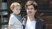 Orlando Bloom Cemburu dengan Anaknya?