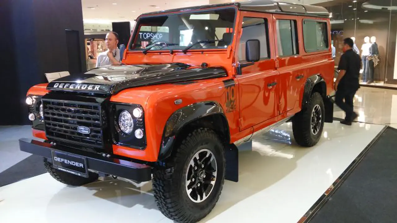 Edisi Penutup Land Rover Defender di Indonesia Ludes