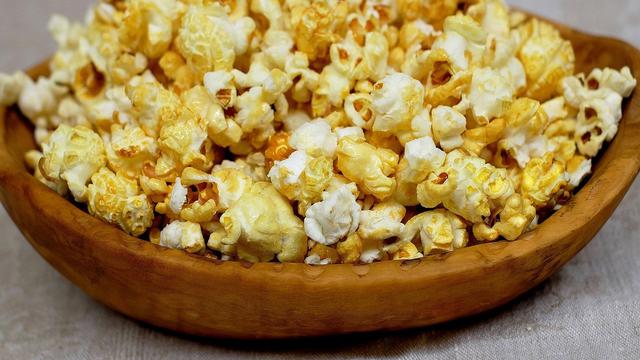 Makanan mengandung lemak jahat