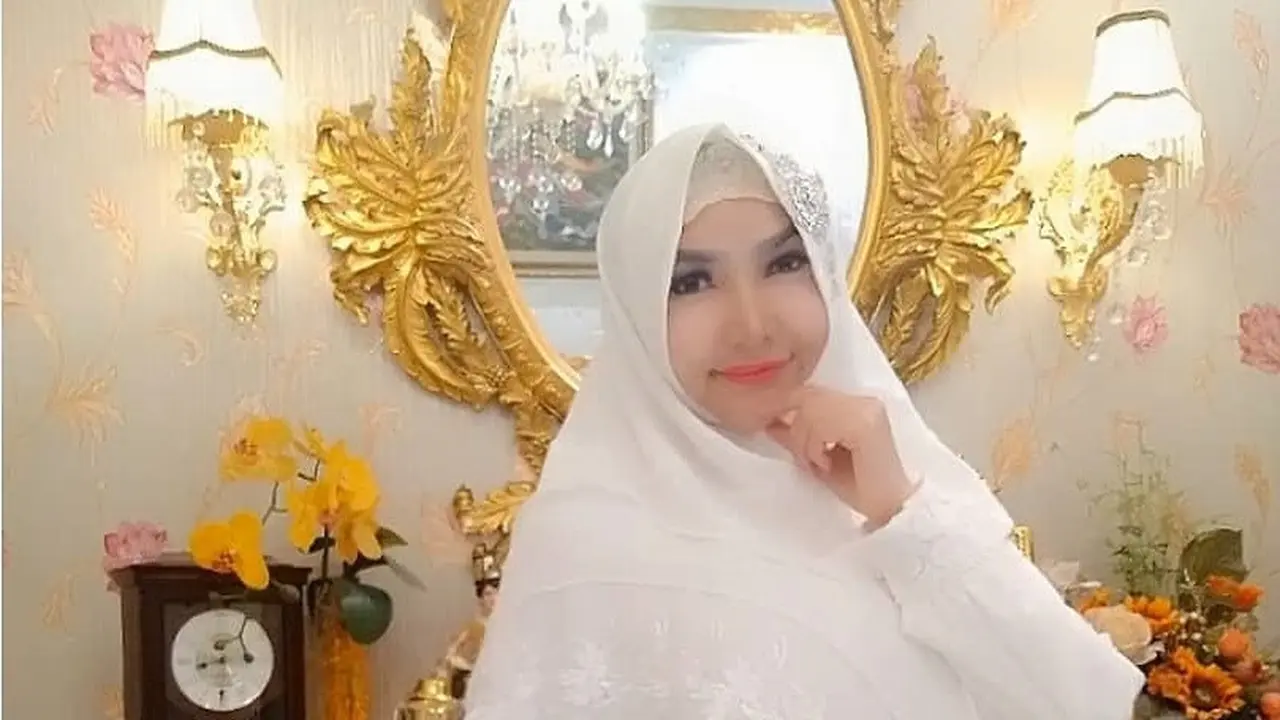 Akui Akan Segera Menikah, Ini 6 Potret Terbaru Roro Fitriani